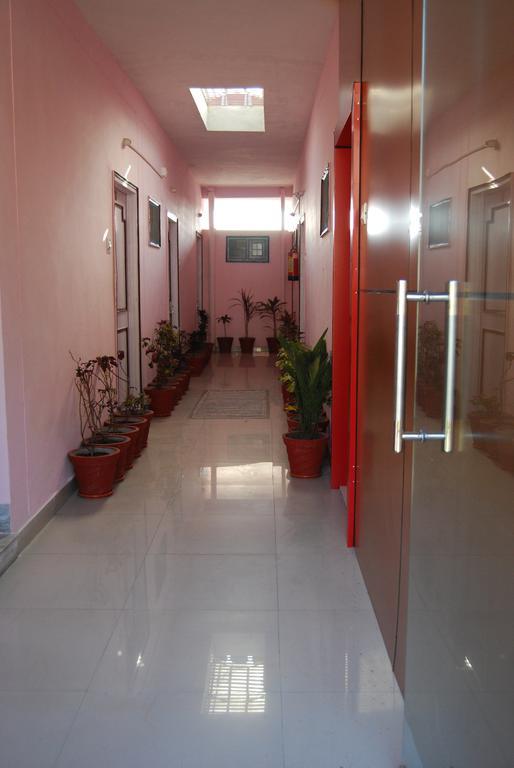 רישיקש Hotel Shiv Ganga מראה חיצוני תמונה