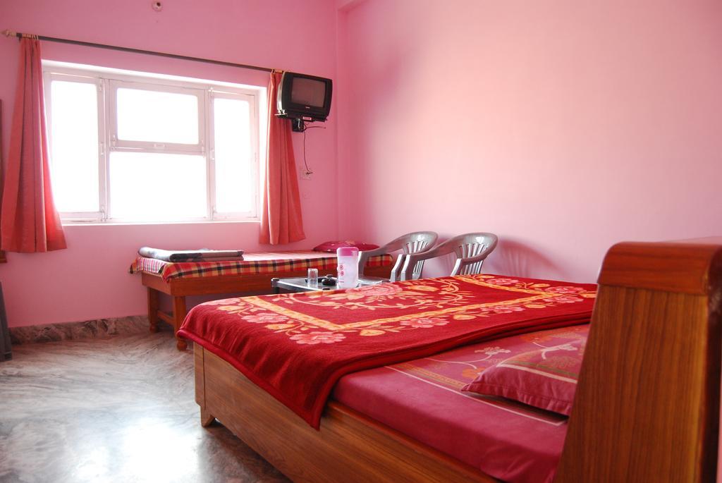 רישיקש Hotel Shiv Ganga מראה חיצוני תמונה