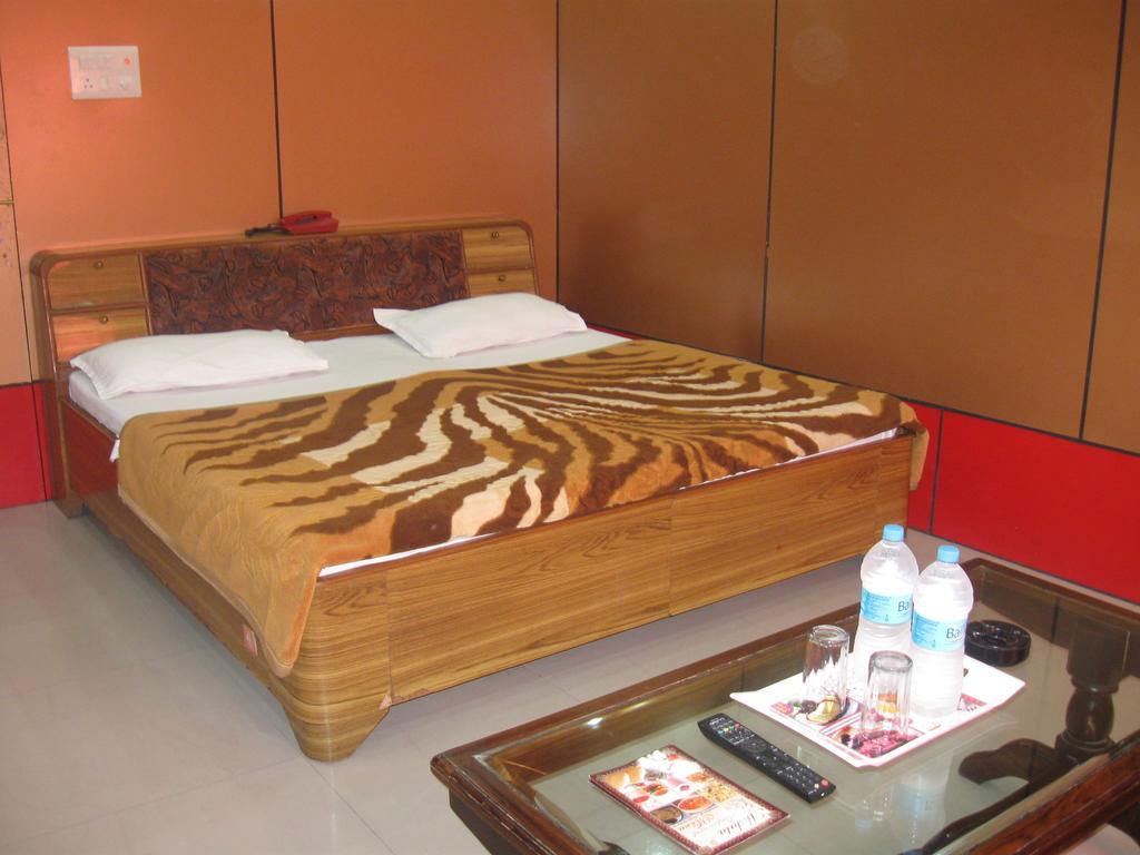 רישיקש Hotel Shiv Ganga חדר תמונה